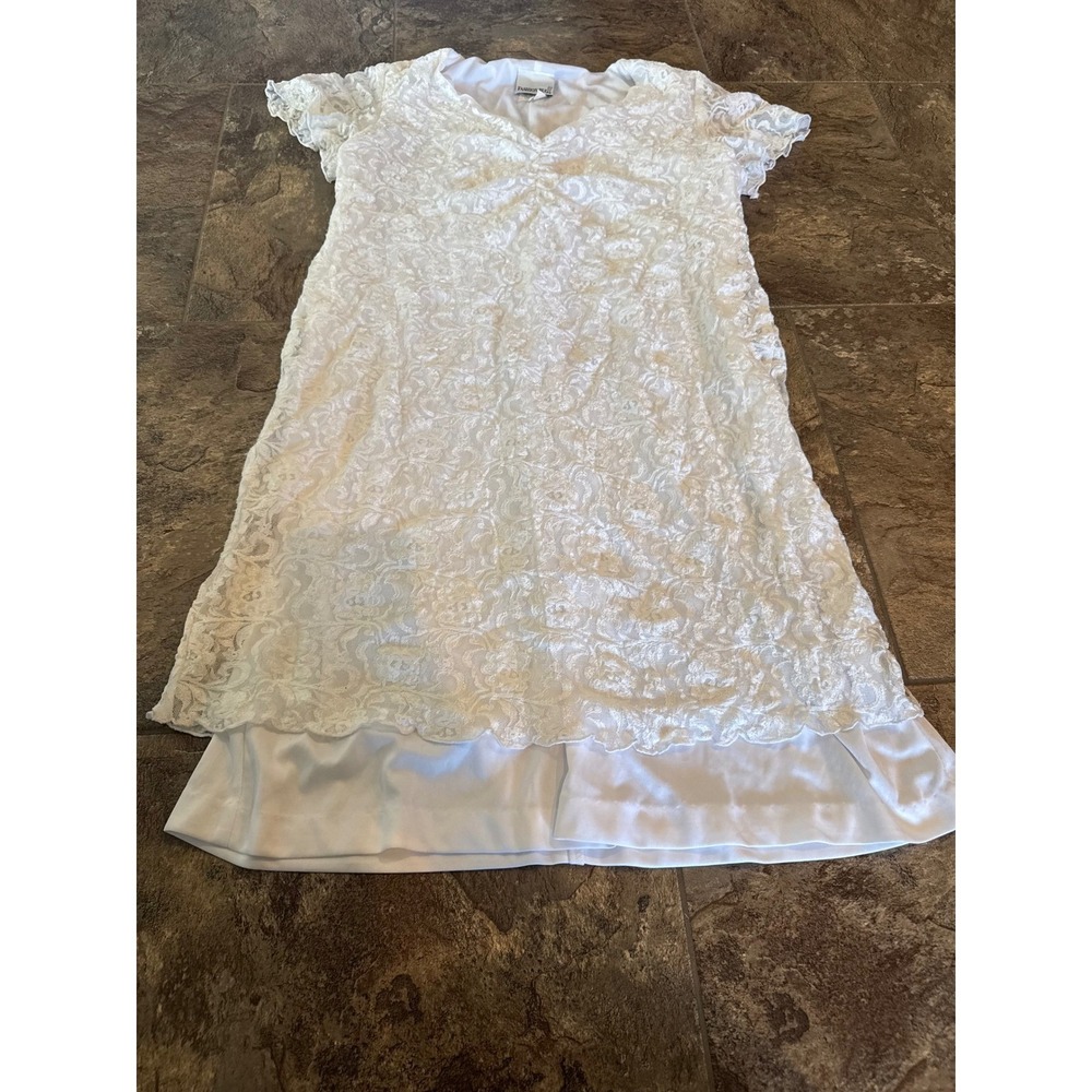 Vintage 90s Paper Tag Fashion Bug White Lace Dress Women's Size 20W Made in USA
